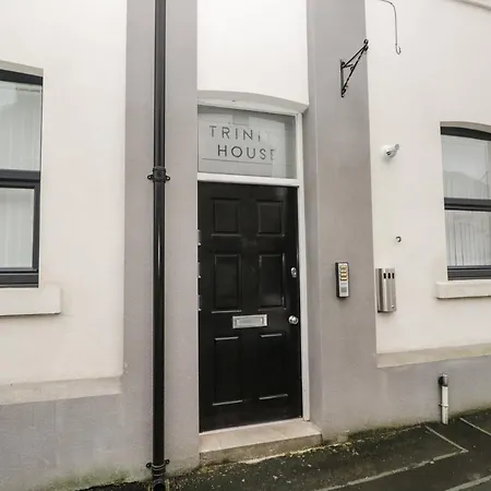 Trinity House Holiday - Trinity Two * Millom